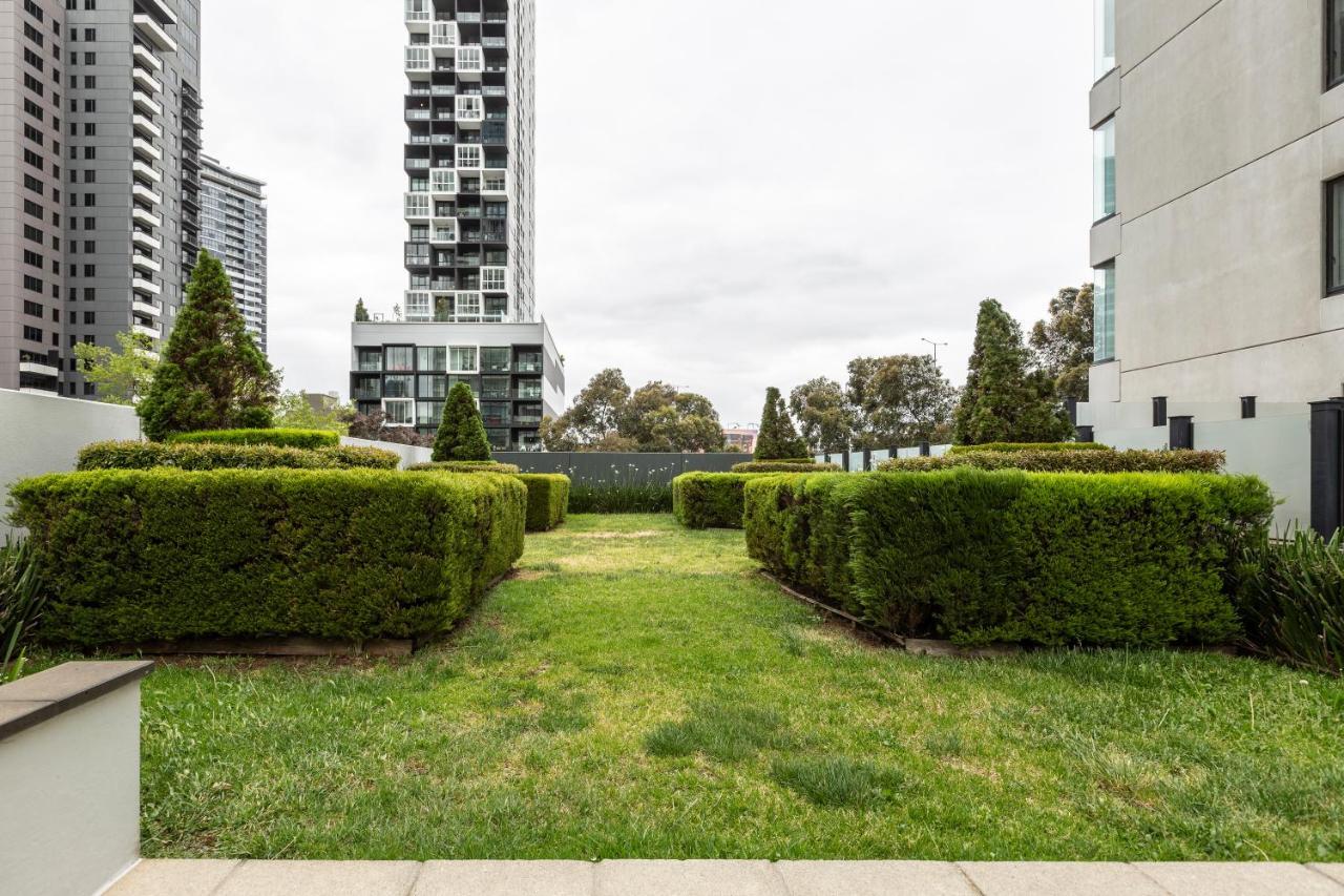 ☆Of Southbank☆Light Filled Apartment☆Huge Private Terrace With City Views☆Parking☆Pool☆Gym☆Wifi Melbourne Kültér fotó