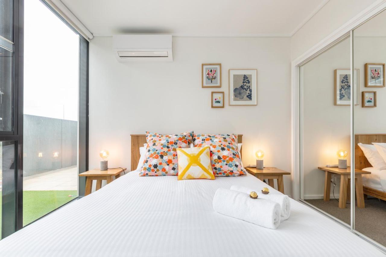 ☆Of Southbank☆Light Filled Apartment☆Huge Private Terrace With City Views☆Parking☆Pool☆Gym☆Wifi Melbourne Kültér fotó