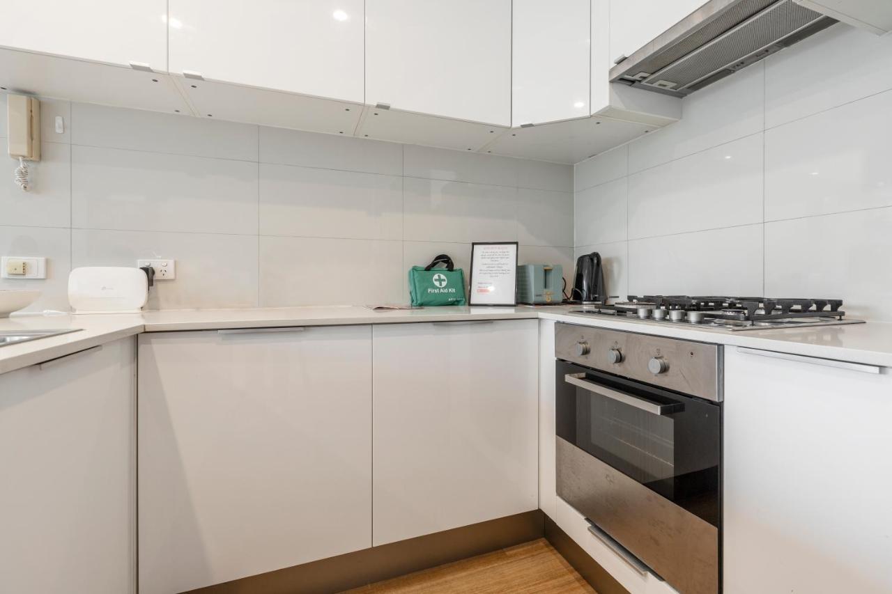 ☆Of Southbank☆Light Filled Apartment☆Huge Private Terrace With City Views☆Parking☆Pool☆Gym☆Wifi Melbourne Kültér fotó